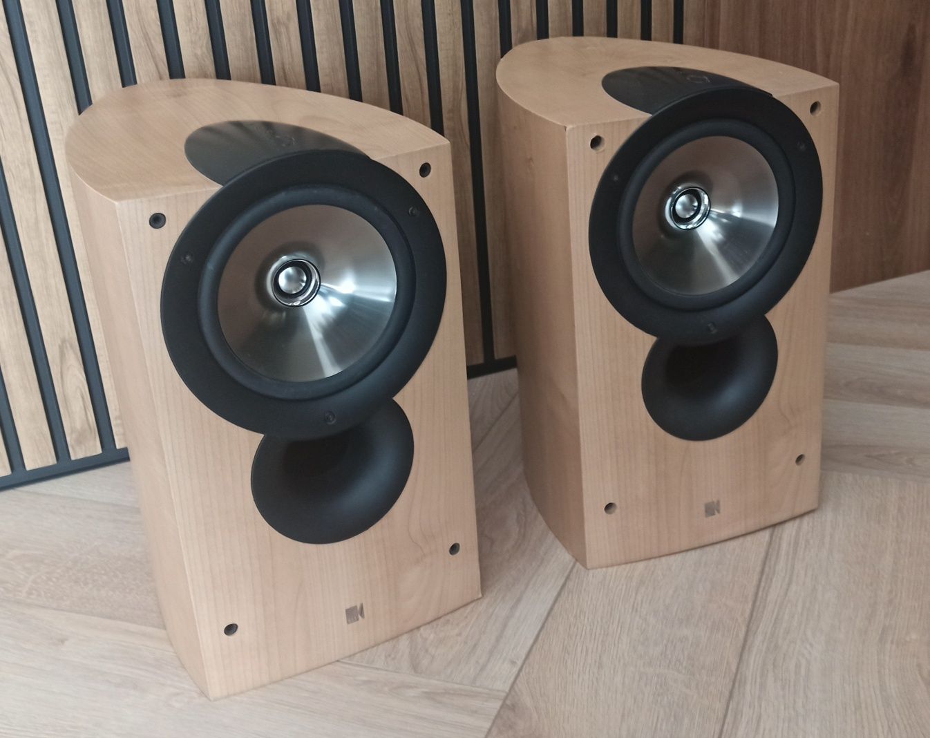 KEF iQ3 głośniki podstawkowe monitory
