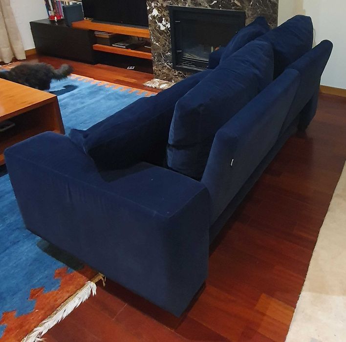 Sofá 2 lugares em Courtisane ótimo estado