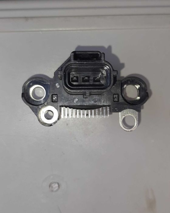 Реле регулятор напруги (шоколадка) генератора ford 3.5 V6 VRH2009242