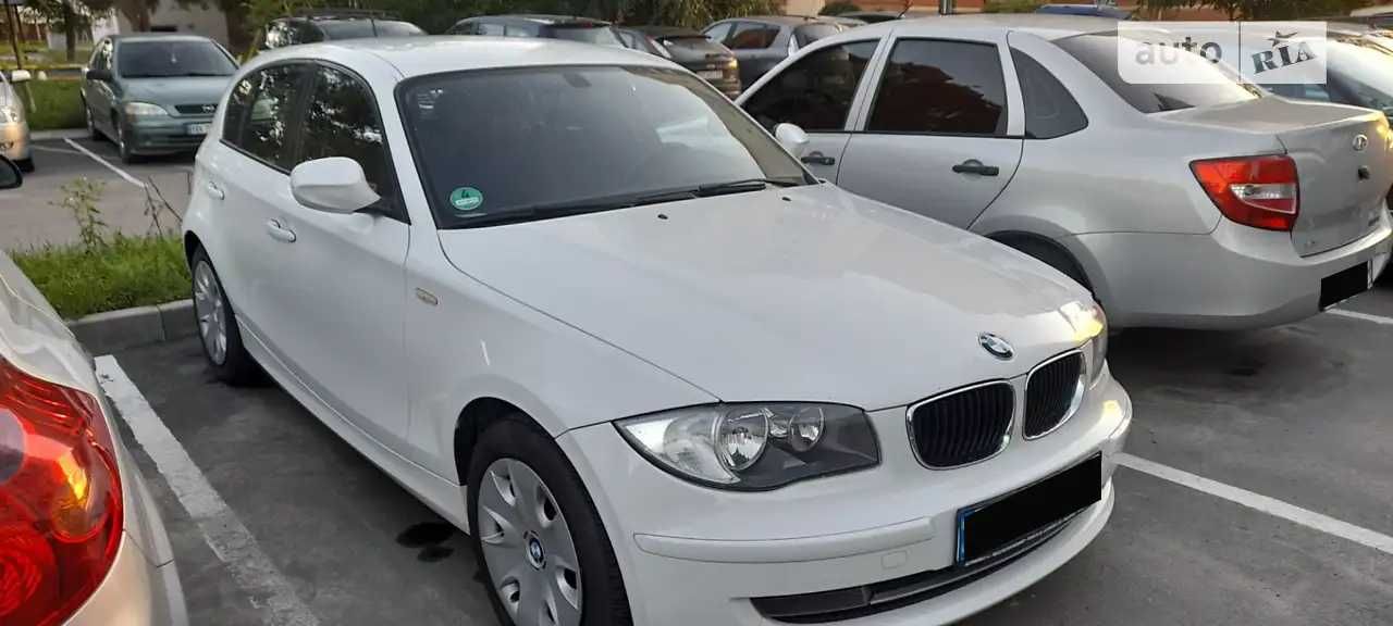 BMW 1 Series 2009 E87 (FL) • 116i AT (122 к.с.)