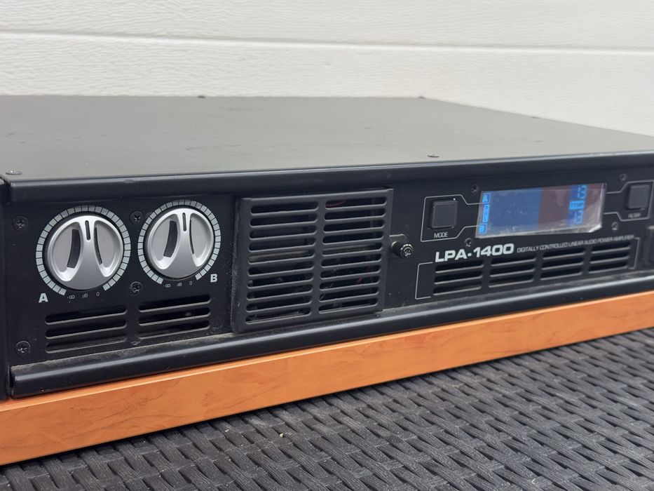 Estradowa końcówka mocy Hill Audio LPA1400 2x450w okazja najtaniej