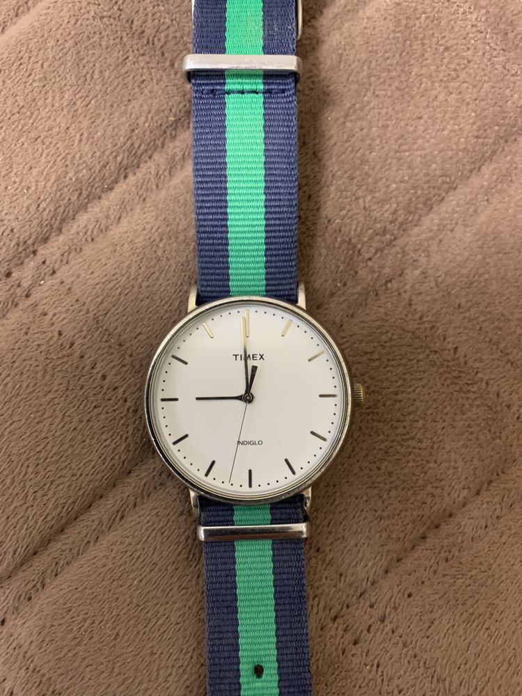 Чоловічий годинник  Timex  Indiglo