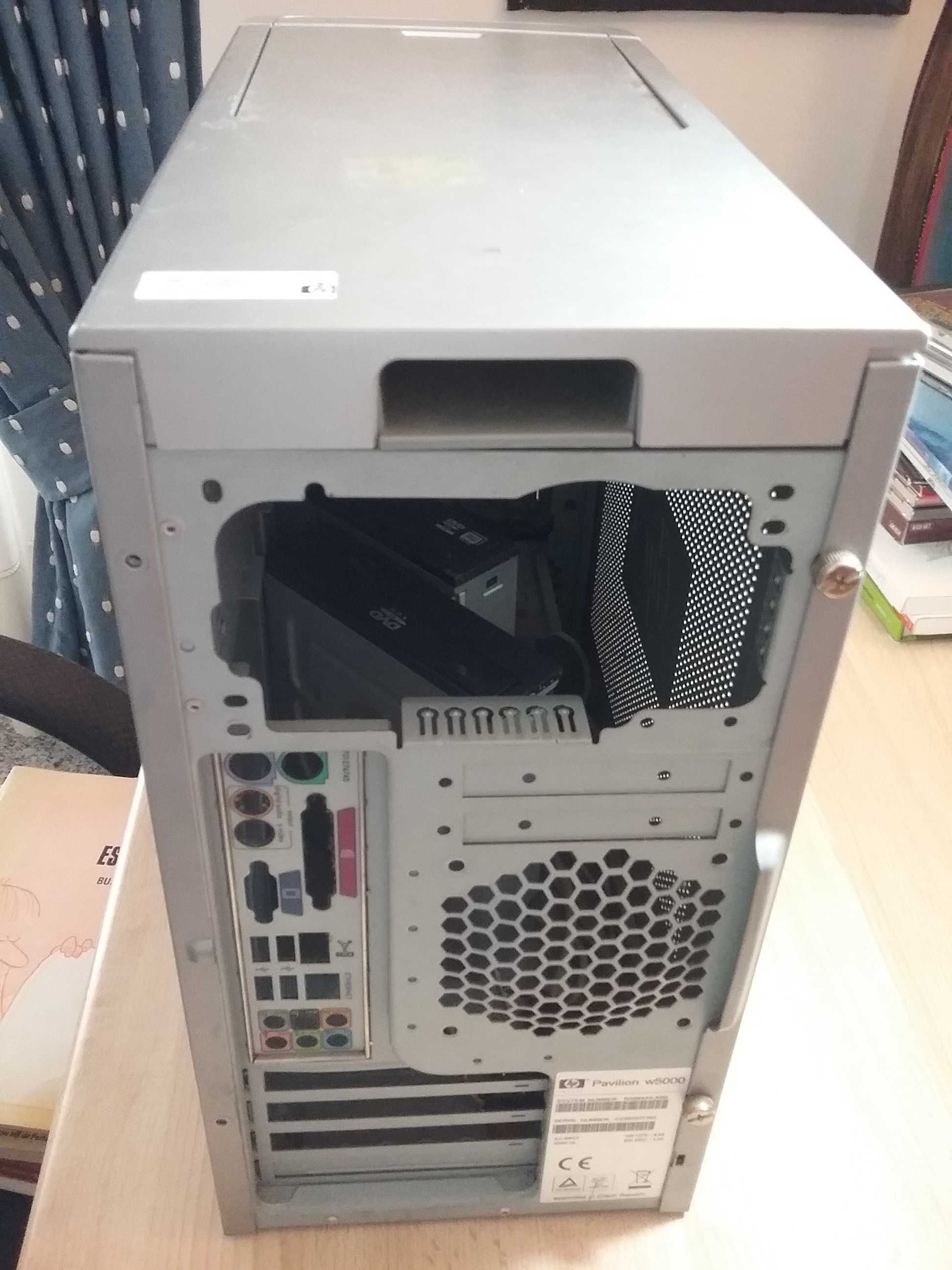 Torre para computador hp