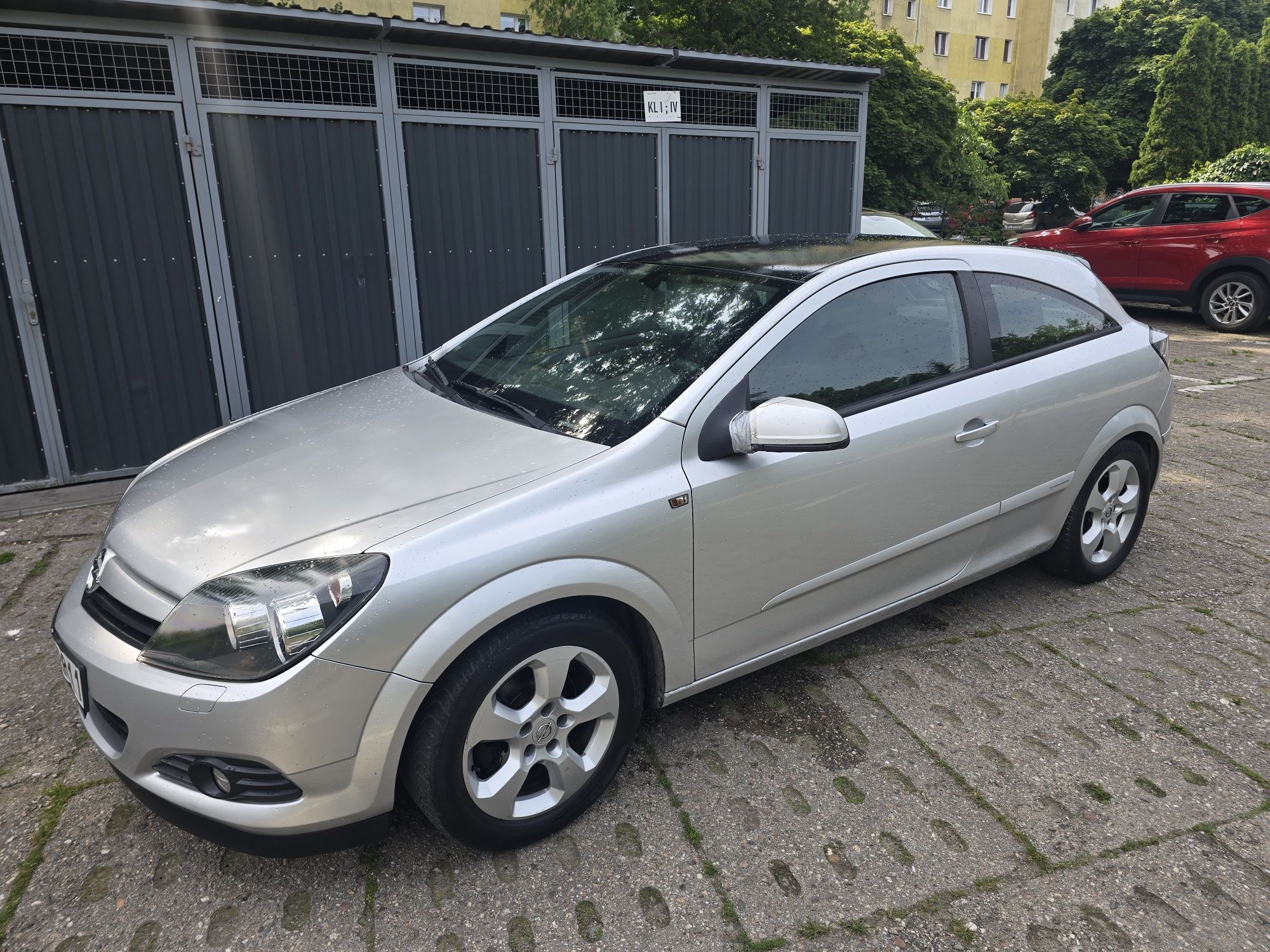 Astra gtc 1.6 LPG klima tanio
