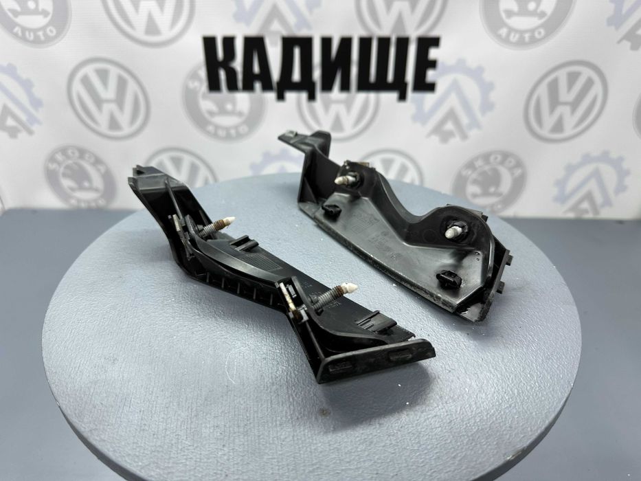 Кронштейн переднього бампера Passat B6 кріплення крила Пассат Б6 пасат