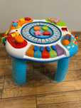 Stolik edukacyjny smily play