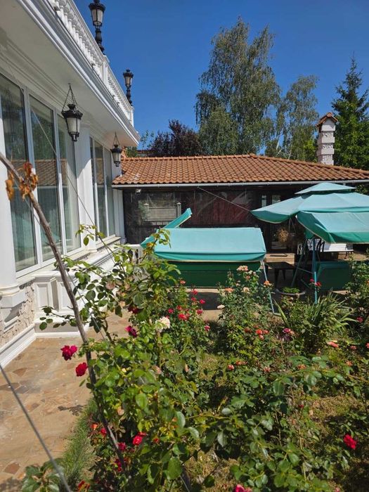 Продается особняк в  коттеджном поселке Совиньон