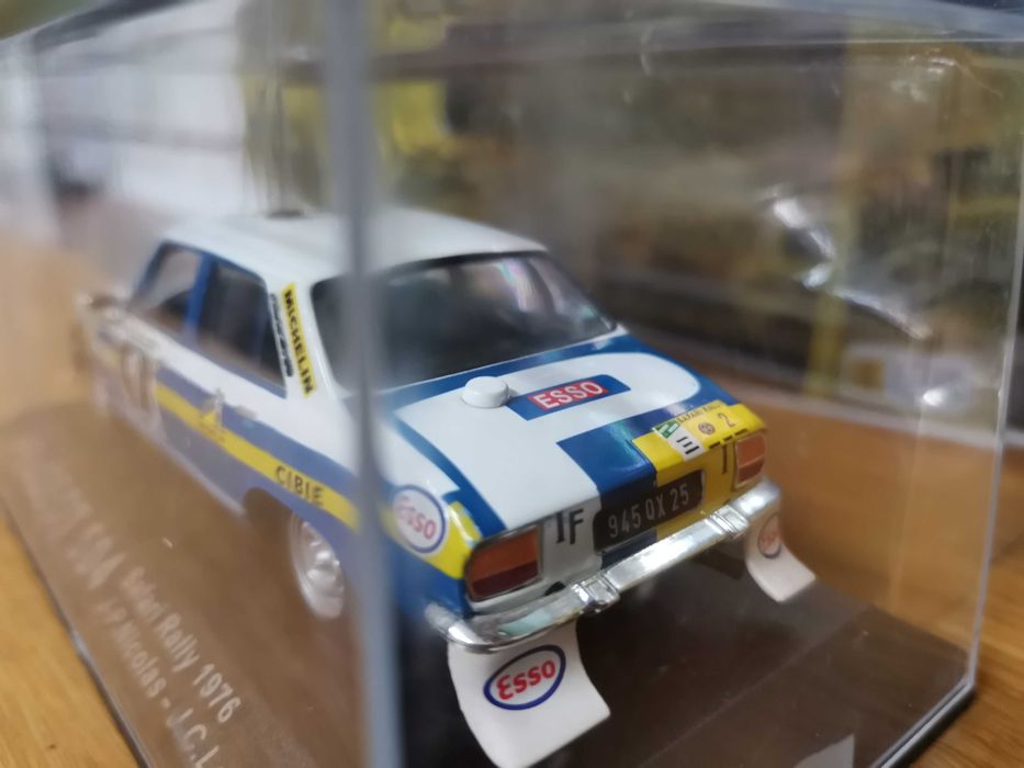 Peugeot 504 Break + Peugeot 504 Ti Team Esso Sport Escala 1 43