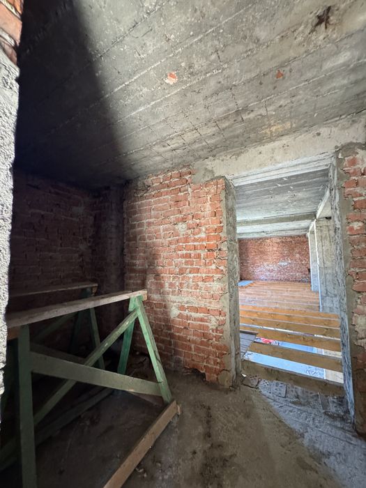 Продається нерухомість