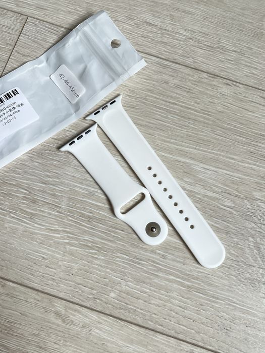 Ремінець ремінь apple watch 42 44 45 mm новий білий силіконовий