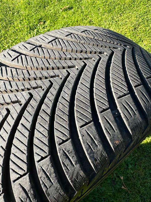 Opony całoroczne KUMHO 205/55/17 95V