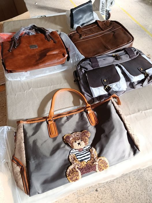 Lote de malas/carteiras/sacos