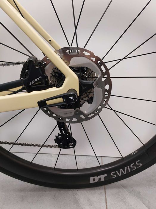 Гравел Canyon Grail CF SL 8 Di2 GRX 815