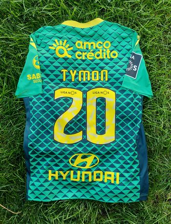 Camisola de jogo usada pelo Tymon FC Famalicão