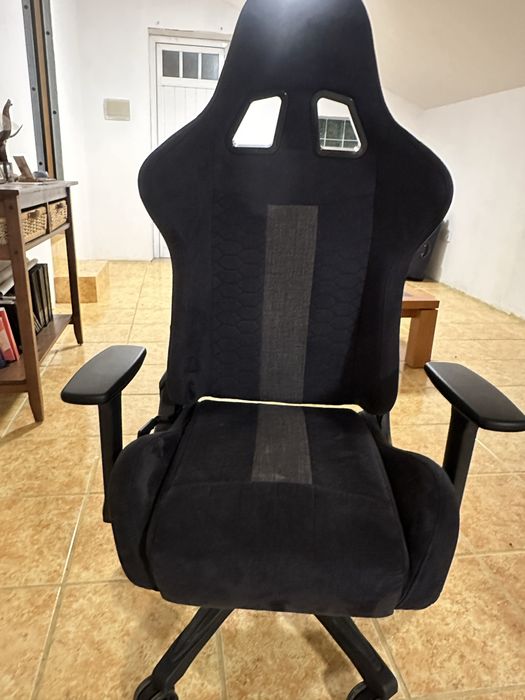 Cadeira Gaming Corsair TC100