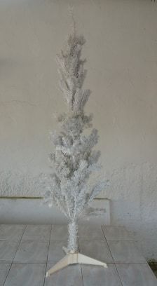 Árvore de Natal cor de neve