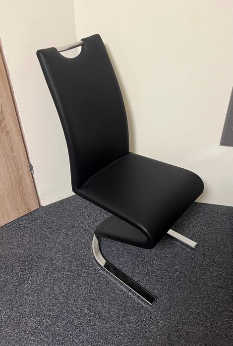 Krzesło Zygzak, nowoczesny design, 3 sztuki: 1x czarne i 2x białe