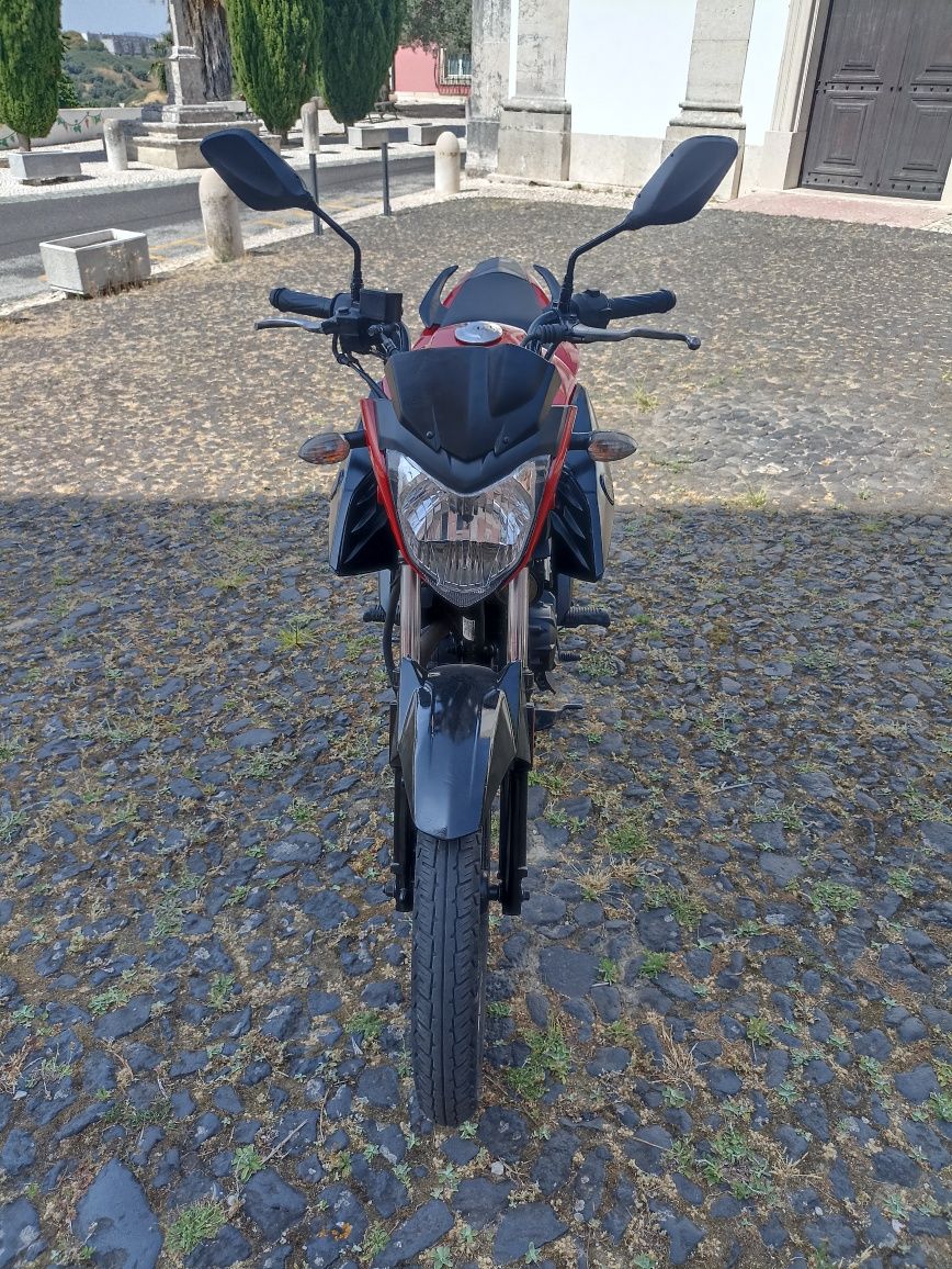 Vendo mota Yamaha Ys 125cc