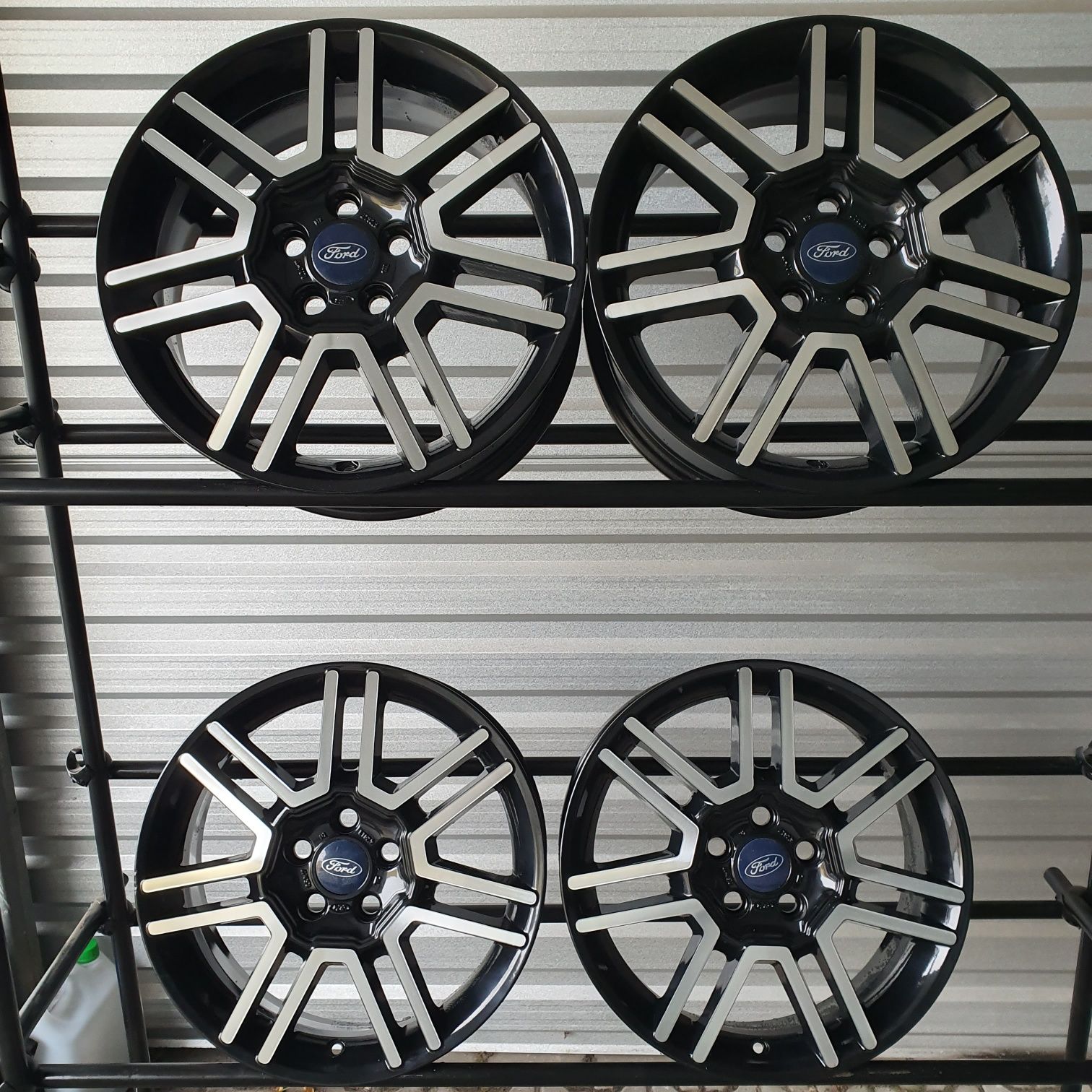 Ford 17" 5x108 Et52 6.5J