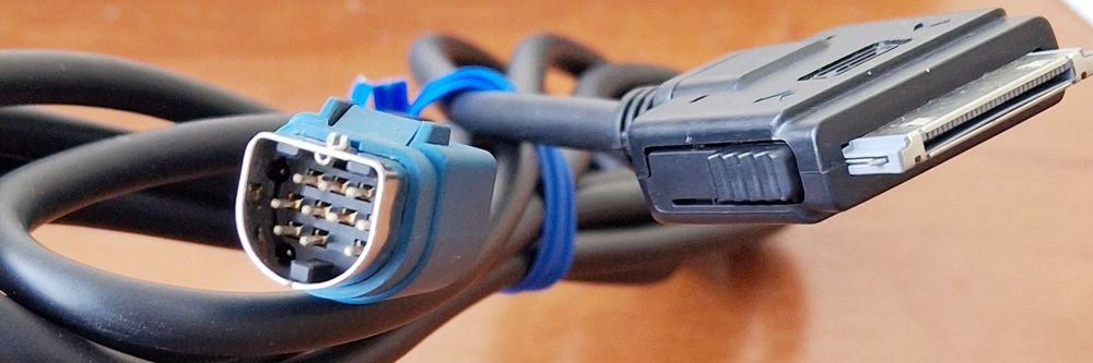 Alpine aux кабель