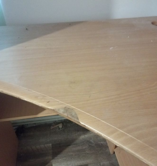 Стіл комп'ютерний,  стіл письмовий