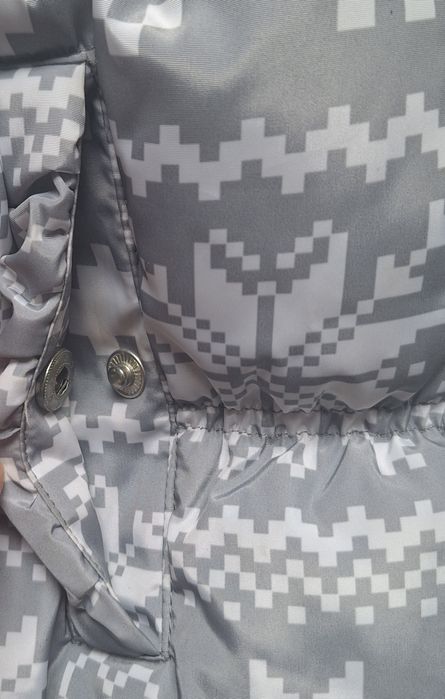 Dziewczęca szara kurtka zimowa