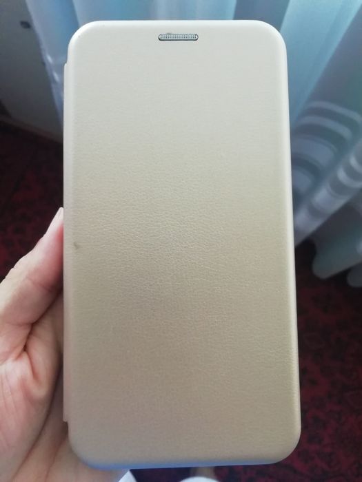 Продам чехол на телефон