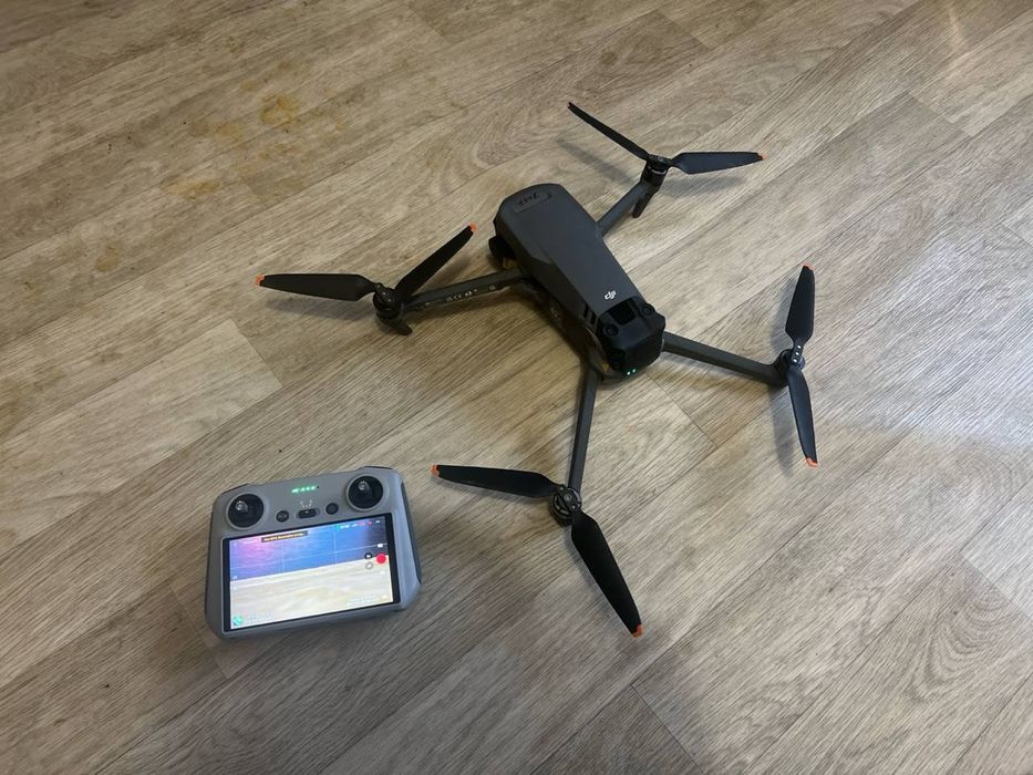 Квадрокоптер DJI Mavic 3 pro полностью рабочая тушка