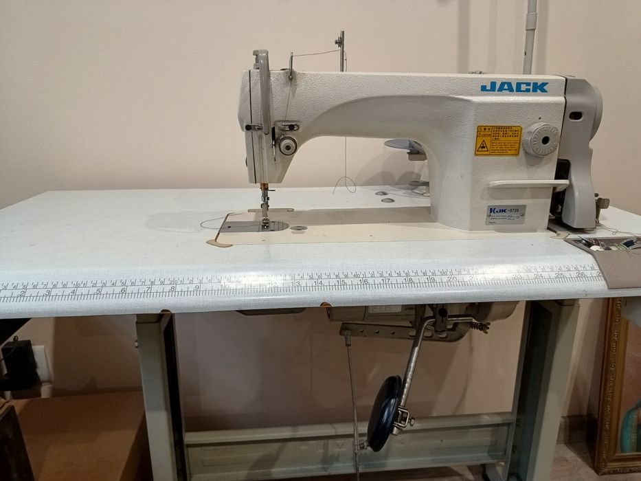 Maszyna do szycia Jack
