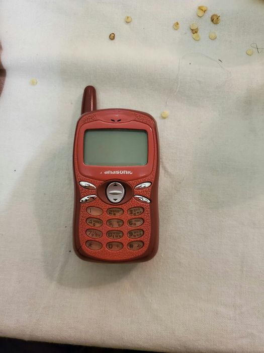 Мобилка раритетная Trium