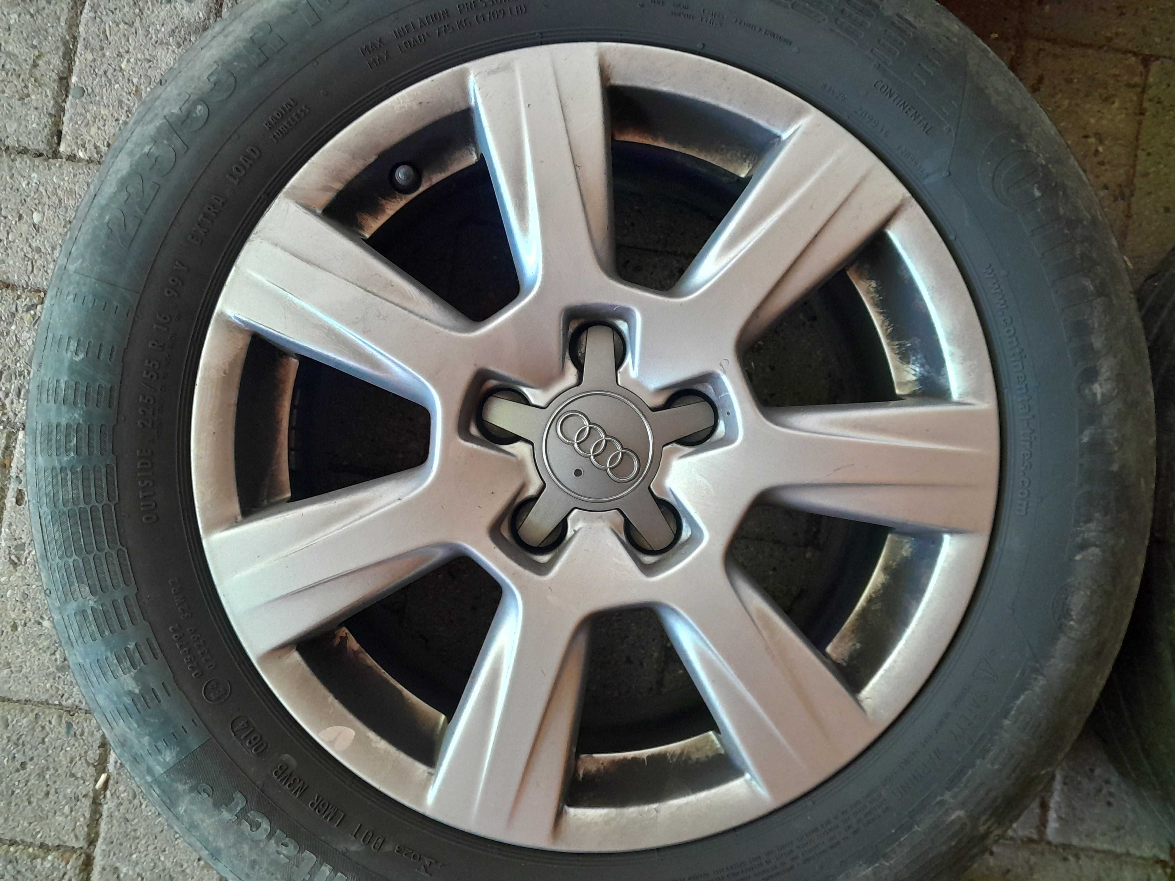 Audi a4 b8 orginalne alufelgi R16