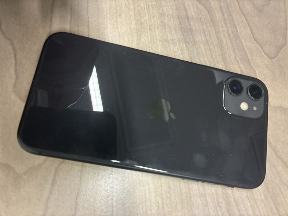 Iphone 11 com 83% bateria