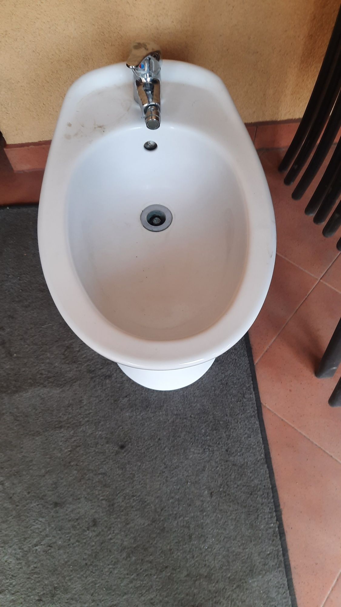 Bidet cersanit z bateria