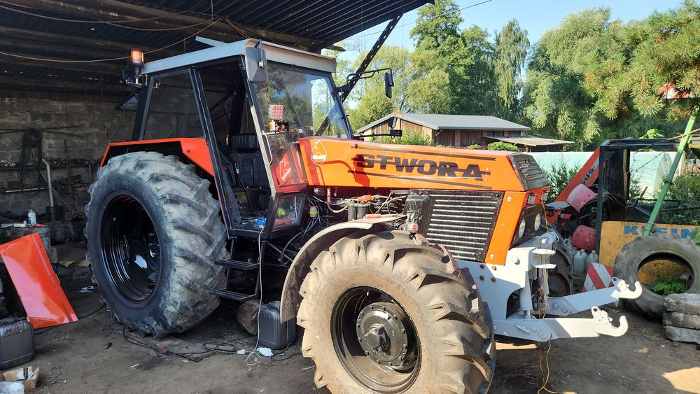 Ciagnik Ursus 1224