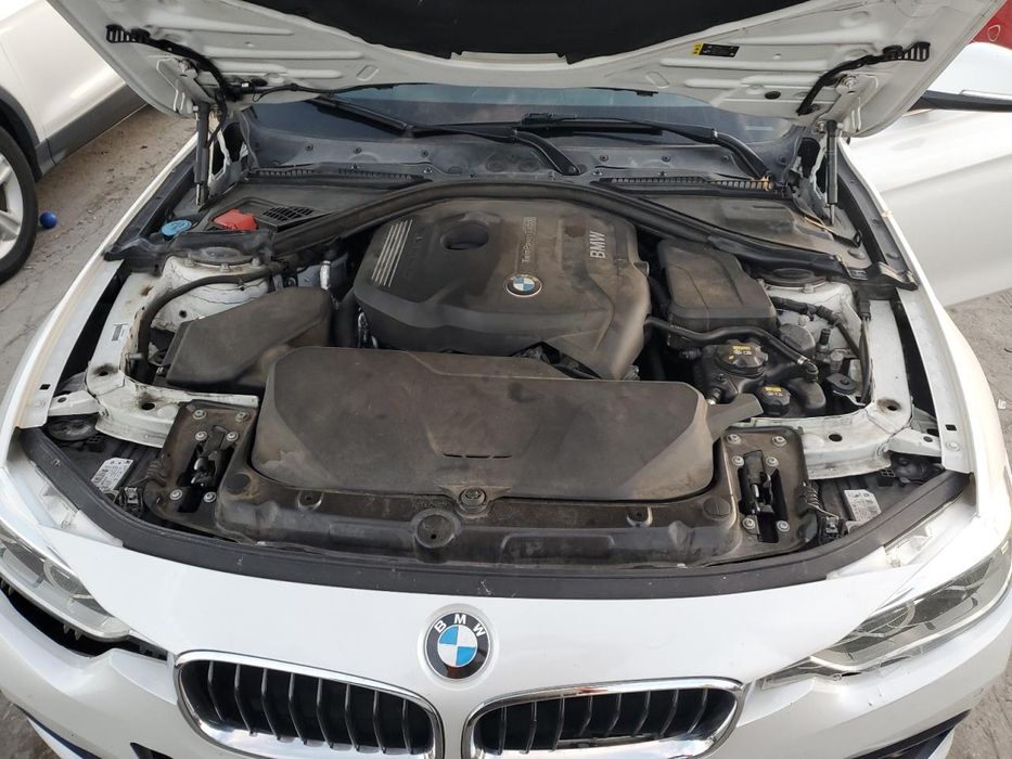 Бампер BMW 3 F30 2011-2018  разборка бмв ф30 запчастини беха автошрот