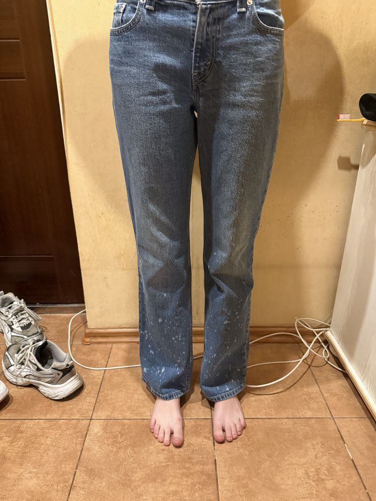 Джинси Levi’s жіночі абсолютно нові 27