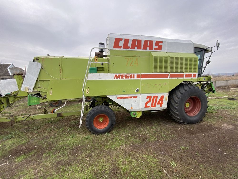 Возможен обмен Продам комбайн Claas Mega 204