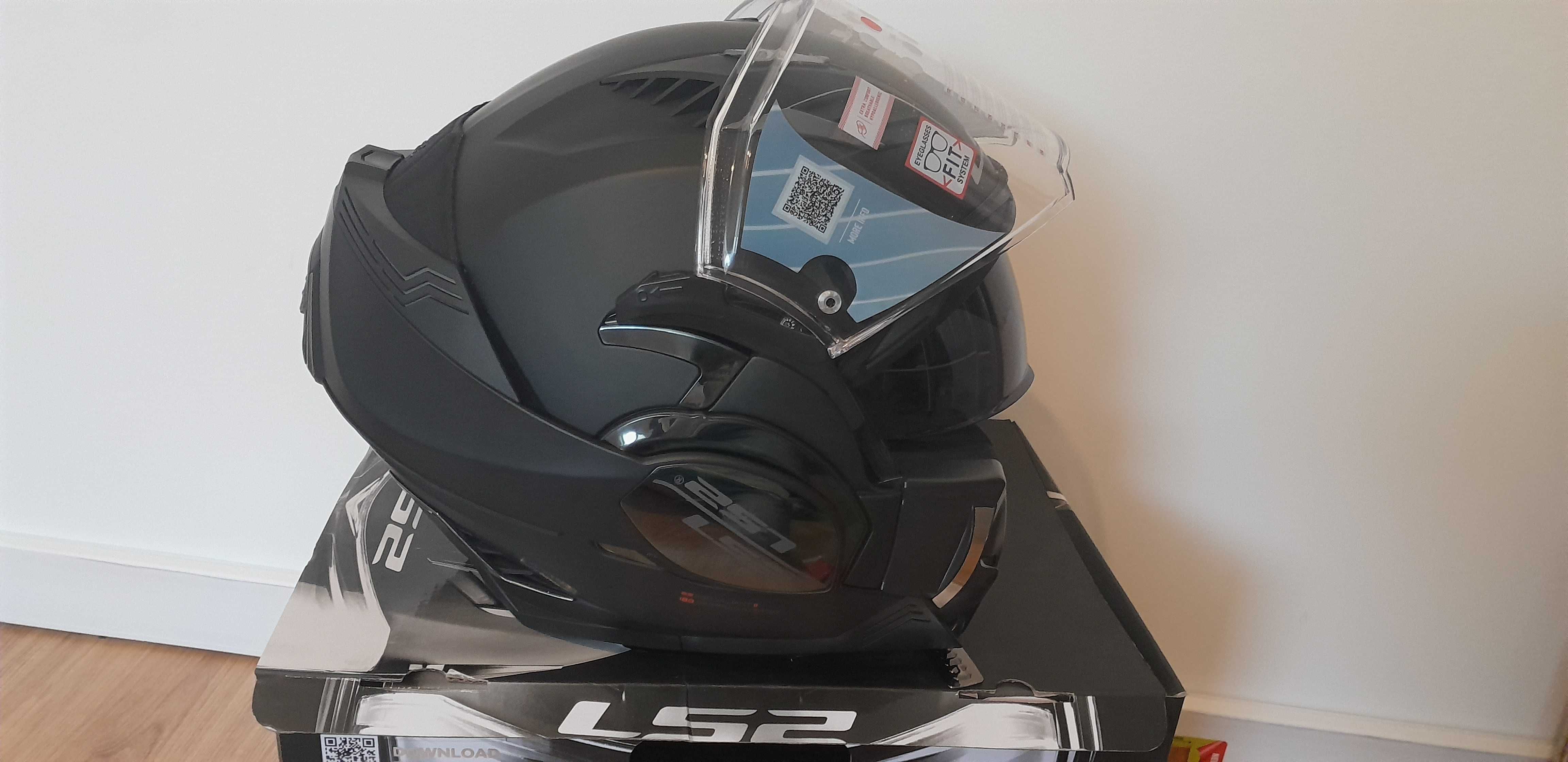 Kask motocyklowy  LS2 FF900 VALIANT 2 czarny mat