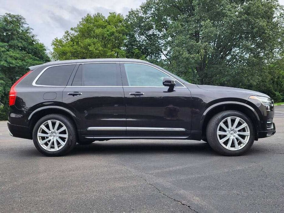 Volvo XC90 T6 R-Design      2016