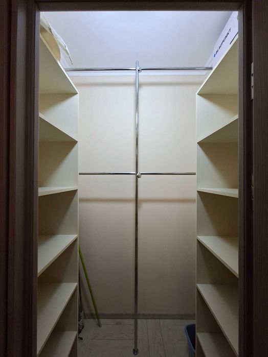 Оренда однокімнатної квартири з гардеробною вул.Дорошенка,22Б(парк)