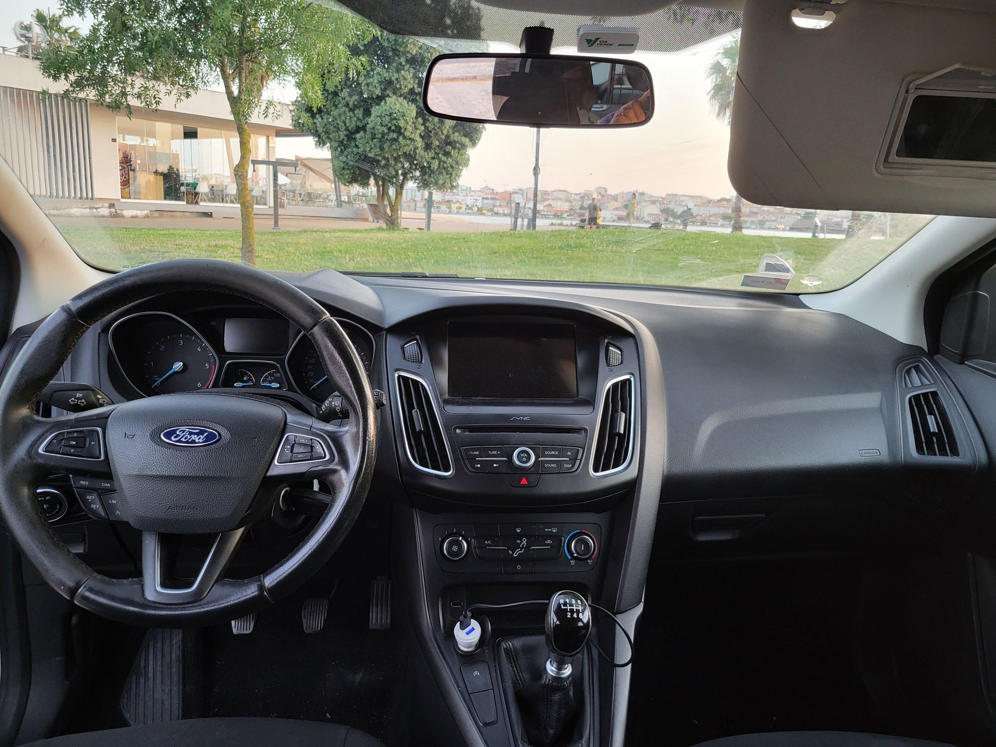 Ford focus branco 2018