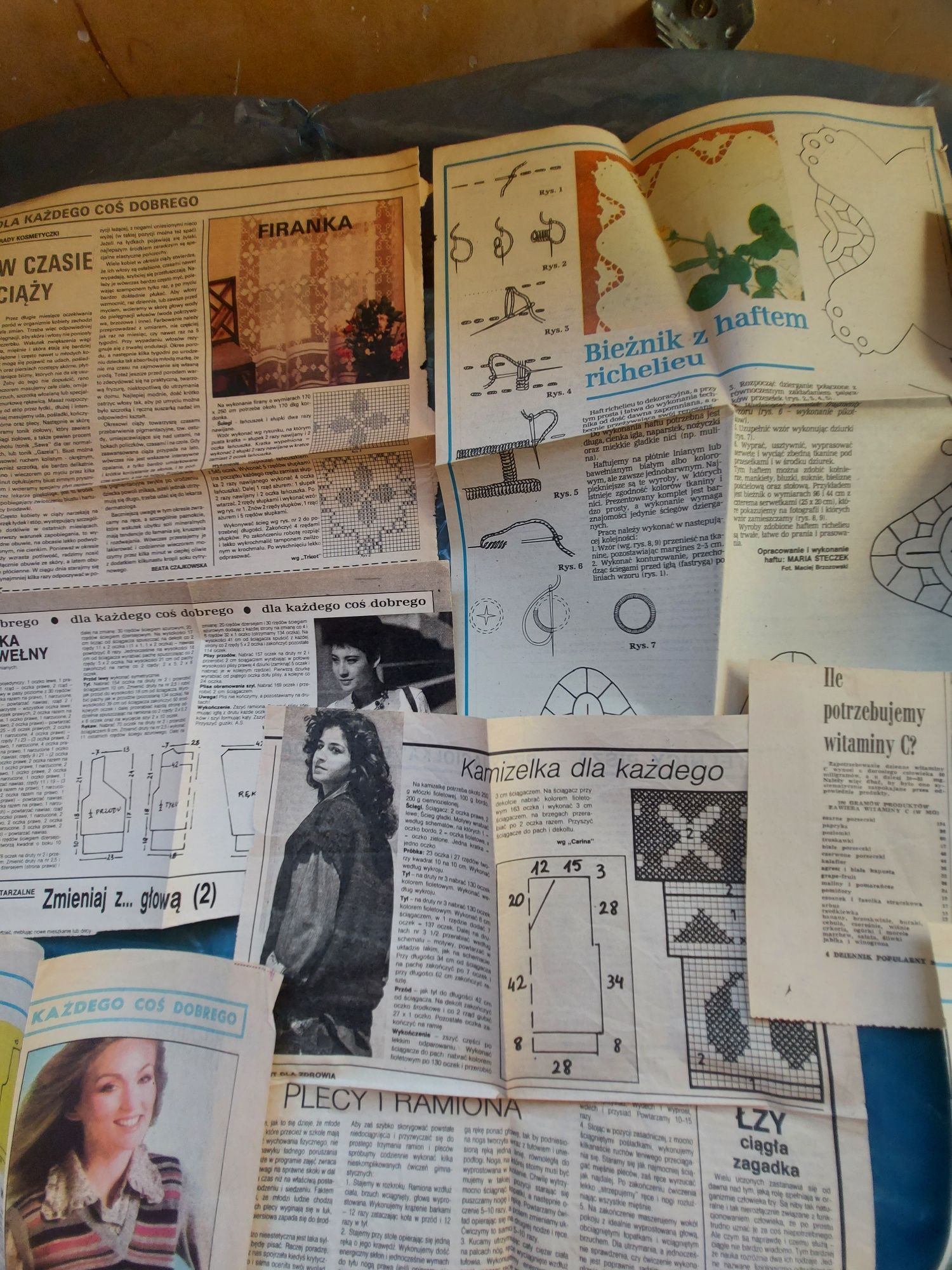 Wycinki z starych gazet wykroje hafty 13sztuk 1979r/86/88r