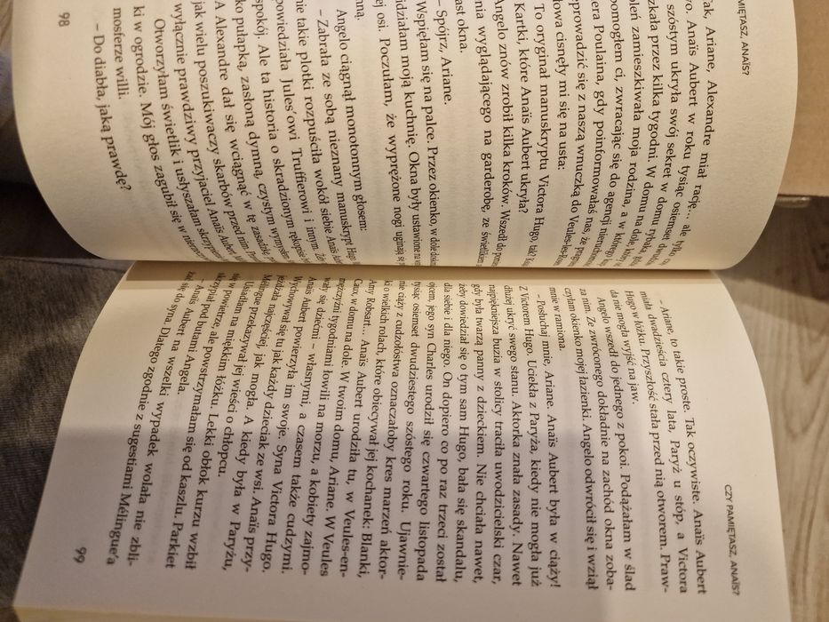 Książka kryminał "Czy pamiðtasz Anais?" autorstwa Michael Bussi