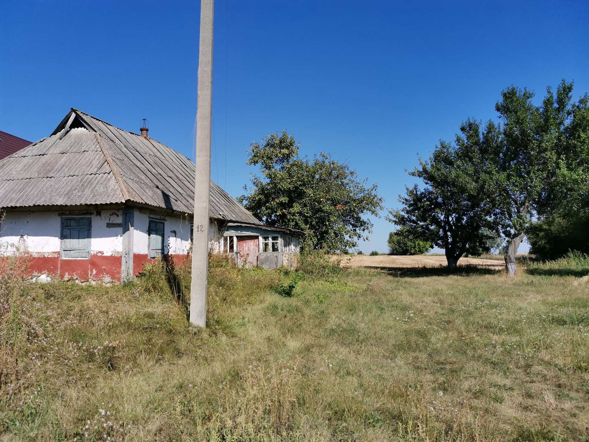 Продам земляний участок зі старим будинком під знесення, 25 соток