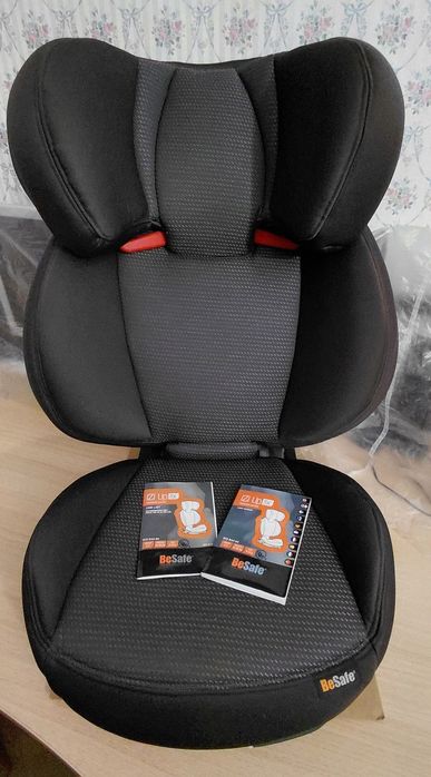 Автокрісло дитяче універсальне 4-12 р. BeSafe Izi Up X3 fix
