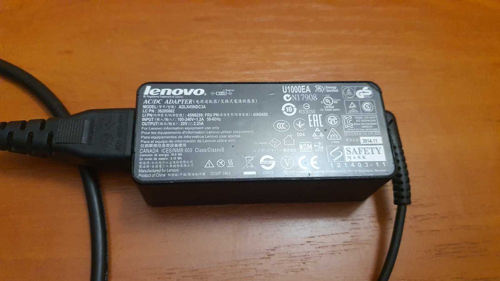 Ноутбук Lenovo G50-30 (4 ядра / батарея 4 години)