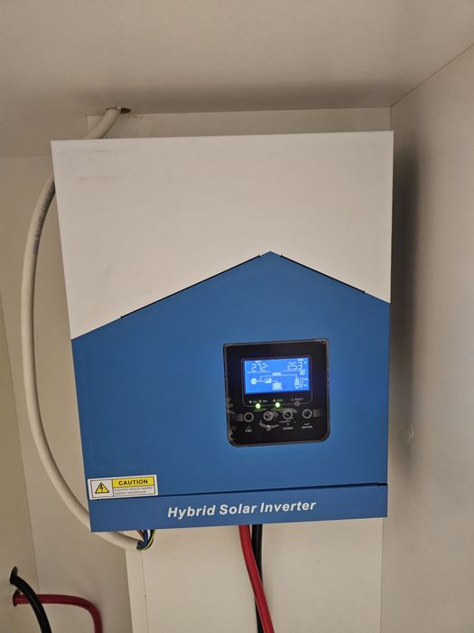 Готове рішення інвертор EASUN 3.2kW 24V + lifepo4 24v 100a