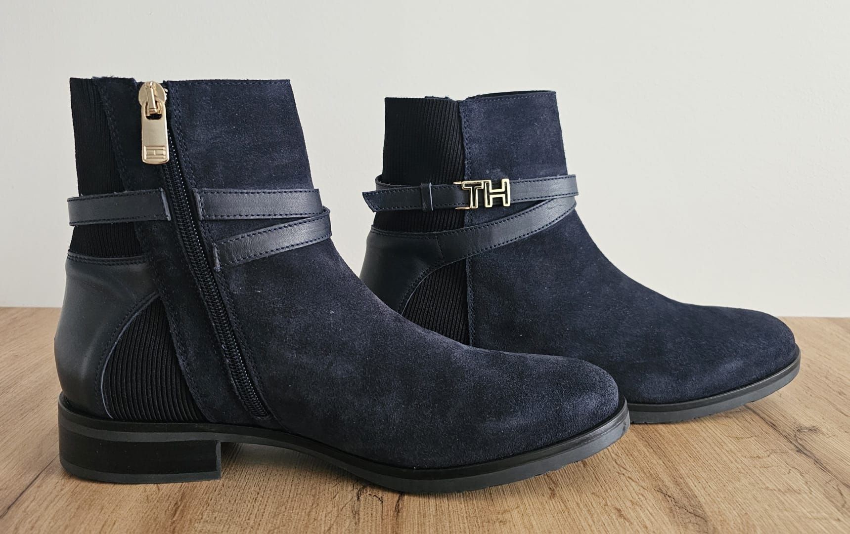 Botki damskie Tommy Hilfiger r. 41 Nowe