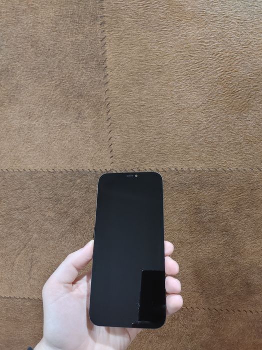 Дисплей iPhone 12 pro max без нюансов, всё работает