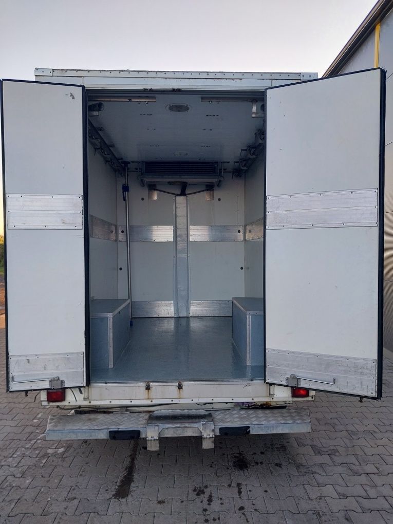 Renault Master hakówka chłodnia do półtusz